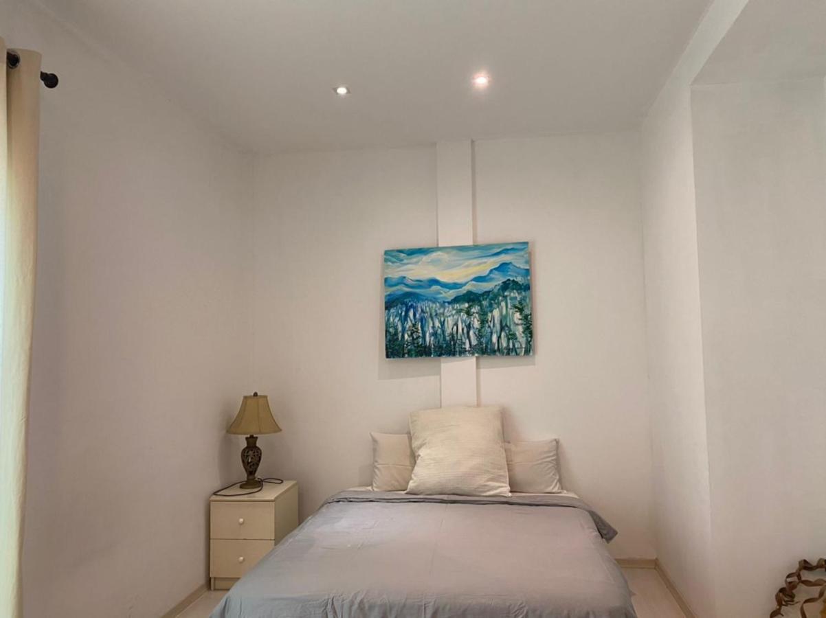 Wesberly Apartments Kuching Luaran gambar