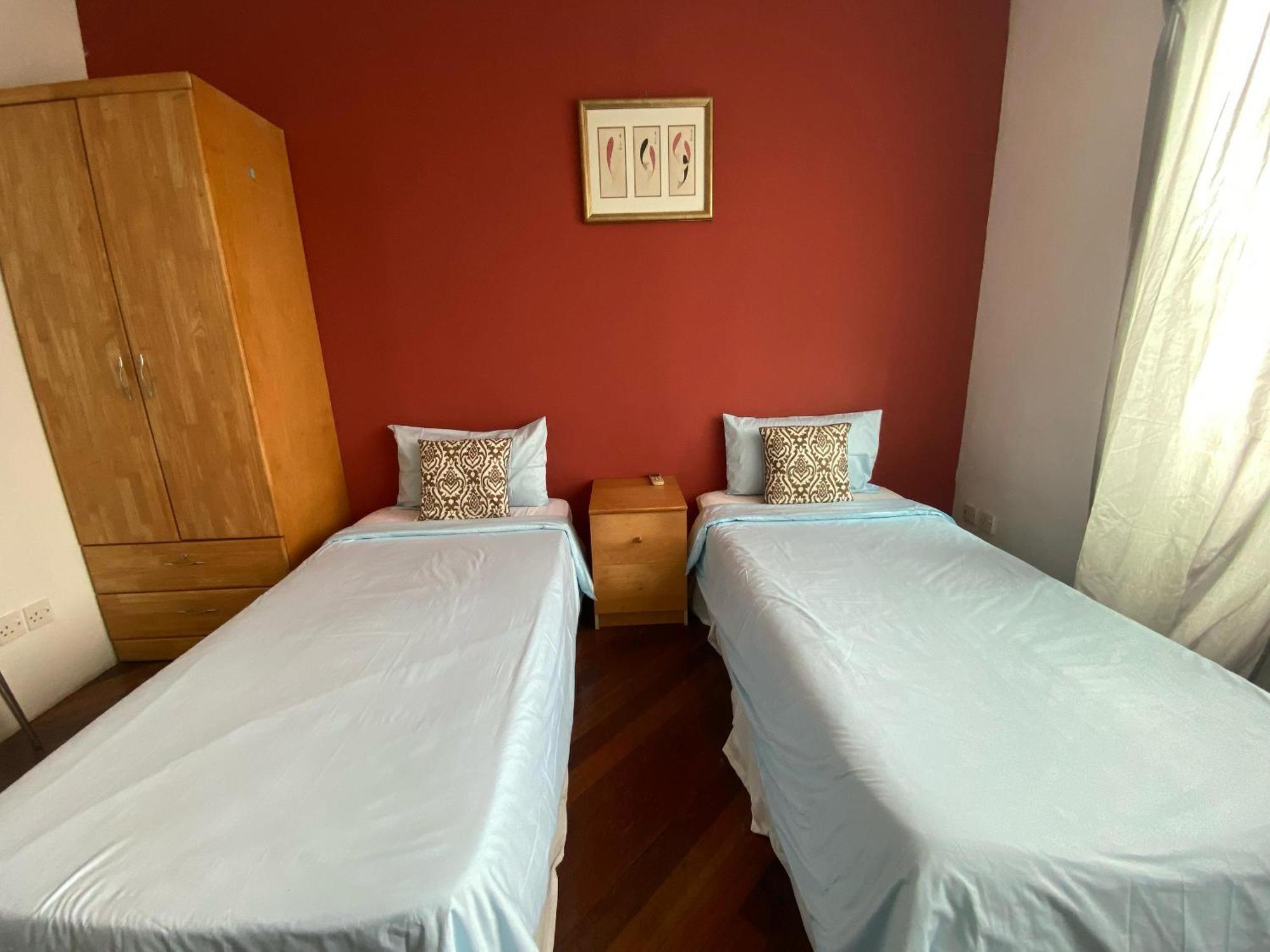 Wesberly Apartments Kuching Luaran gambar